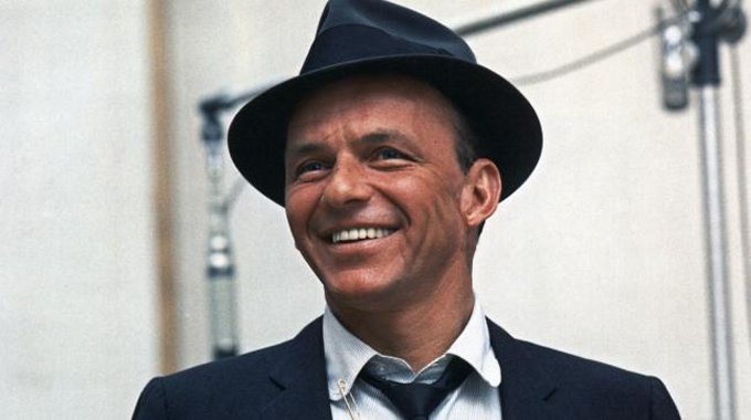Biografía del Cantante Frank Sinatra