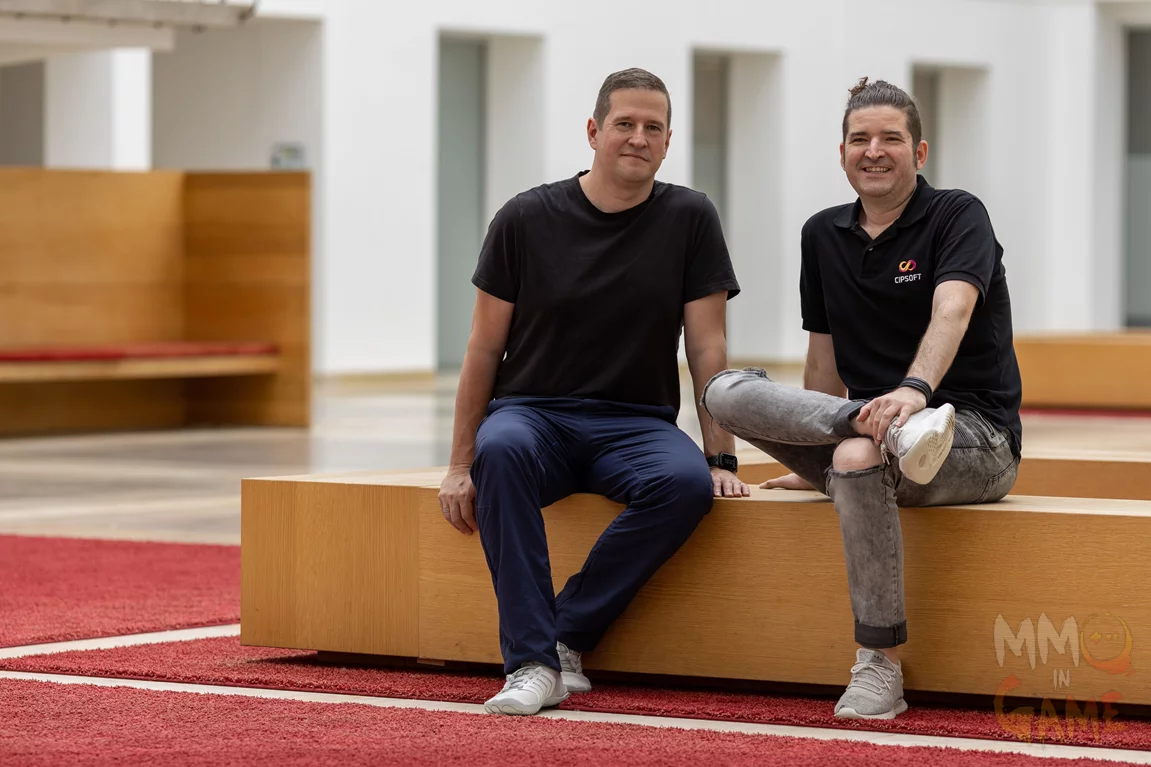 Entrevista Exclusiva con CipSoft sobre Persist Online un MMORPG que combina elementos de juegos como DayZ y Escape from Tarkov Benjamin Zuckerer (Lead Product Manager) y Thomas Brünger (Product Manager Development)